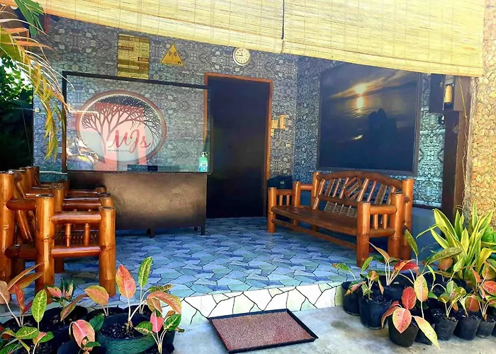 Mjs Garden Powered By Cocotel Guest house Moalboal