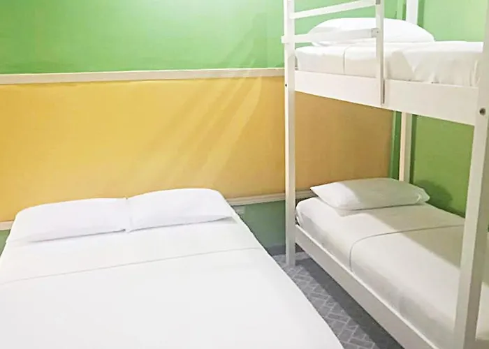 Guest house Mjs Garden Powered By Cocotel Moalboal